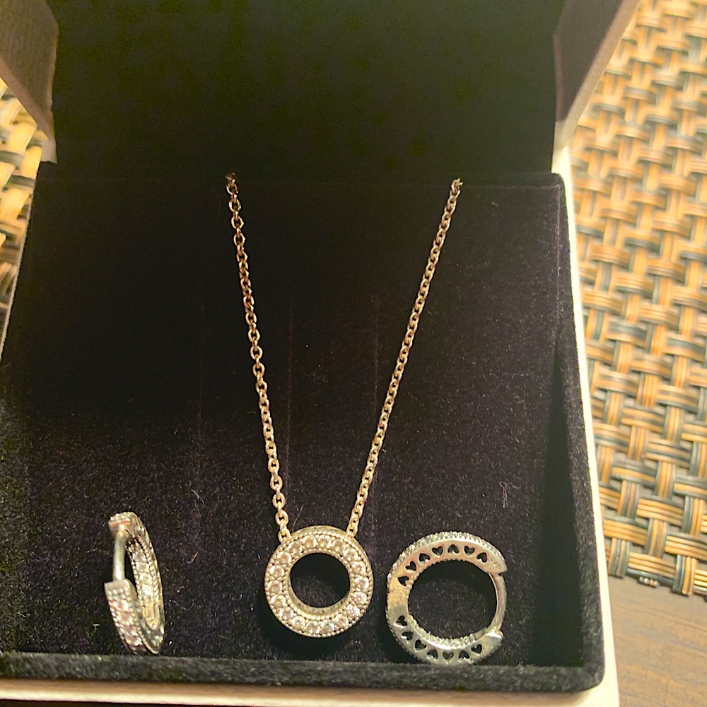 Pandora “Hearts of Pandora” set